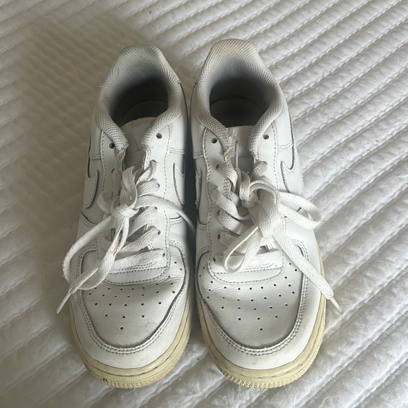 AF1 - Picture 1 of 3